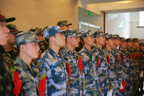 http://www.sus.edu.cn/__local/3/6A/5E/FD2253304831BA4719CCB7DC806_E4CECB1A_185F5.jpg